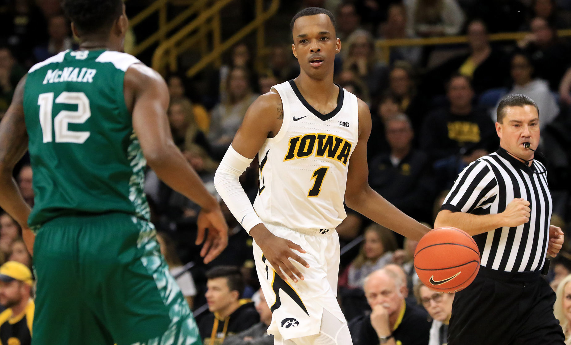 111118-Iowa-bb-017